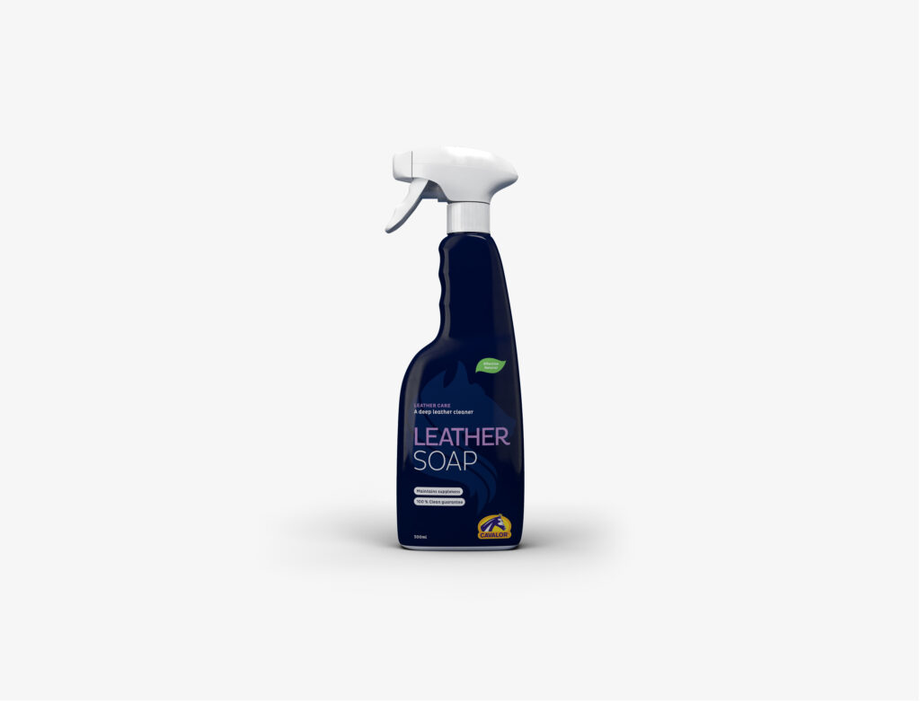 Leathersoap500ml-Packshot-1-1024×782